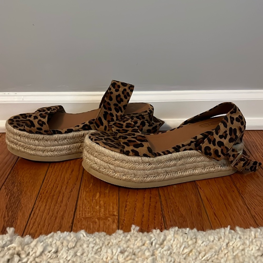 Cheetah print Platform sandals